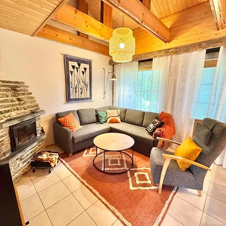 Aekaesluppo - Kelomoekki, Sauna Apartment